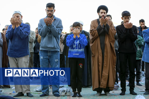 اقامه نماز طلب باران در مسجد مقدس جمکران