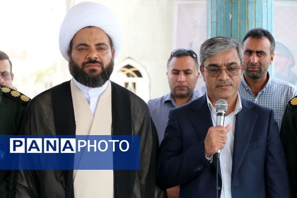 تجدید میثاق با شهدا و آرمانهای انقلاب در آغاز هفته دفاع مقدس