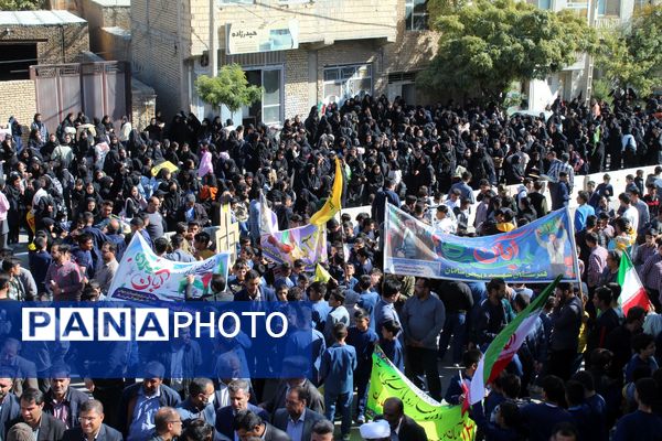 شکوه حضور مردم شهرستان سامان در راهپیمایی یوم‌الله ۱۳ آبان