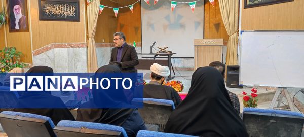 کارگاه آموزشی نماد در شیروان
