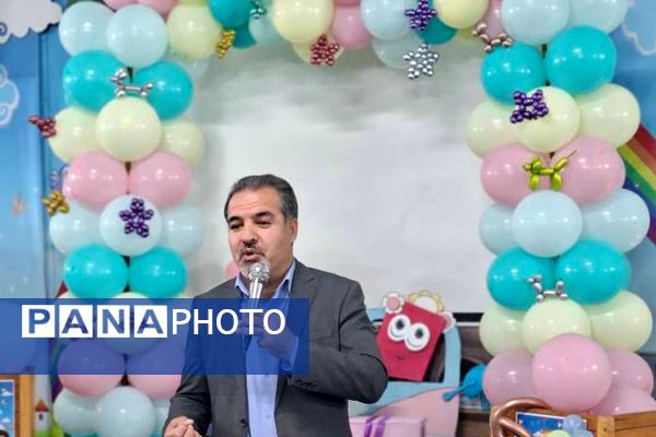 برگزاری جشن غنچه ها در مجتمع آموزشی میرداماد با حضور مدیر آموزش و پرورش ناحیه دو شهرری 
