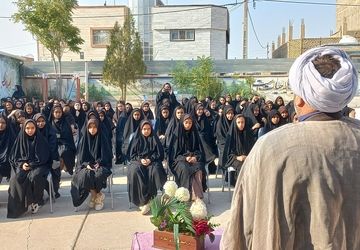 برگزاری شور عاطفه‌ها در مدرسه شهید محمدی‌پور خلیل‌آباد