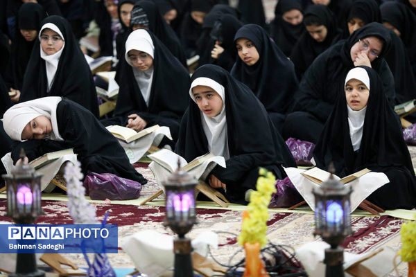 بزرگترین محفل انس با قرآن دانش آموزی