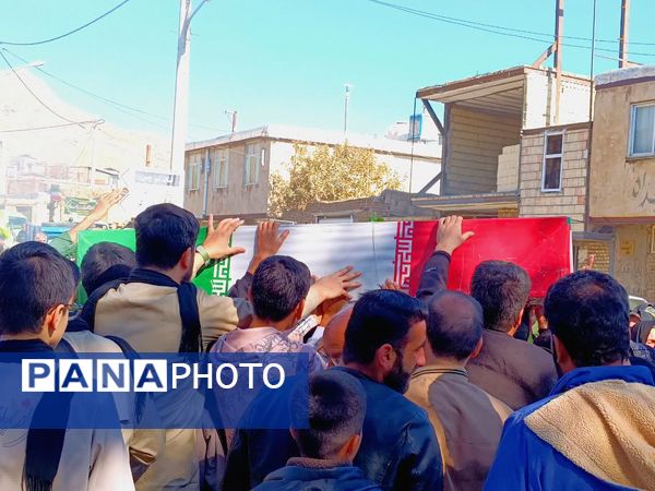 مردم علی‌آباد دمق جوکار از شهید گمنام استقبال کردند