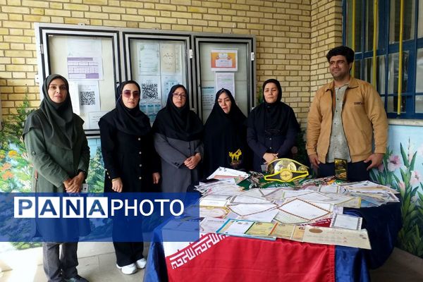 المپیاد ورزشی درون مدرسه‌ای در دبیرستان شهید همت شهرستان ملارد