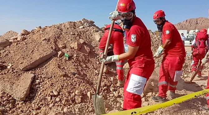 برگزاری مانور تمام عیار زلزله در شهرستان سمنان با حضور دستگاه ها و ارگان های کشوری