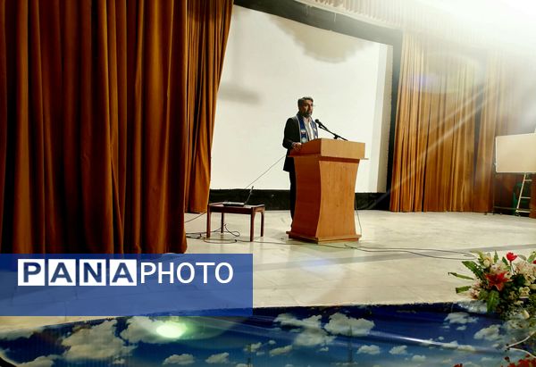 قاب‌هایی به یادگار از مدیر کل سابق استان چهارمحال و بختیاری