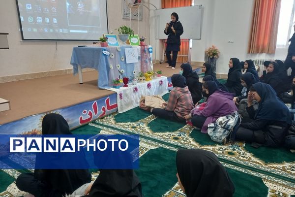 گرامیداشت هفته هوای پاک در دبیرستان دخترانه فرهنگ مرحوم فخرایی