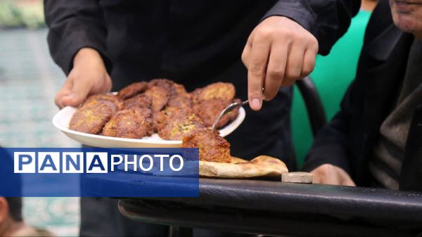 اعتکاف دانش‌آموزی در قائمشهر