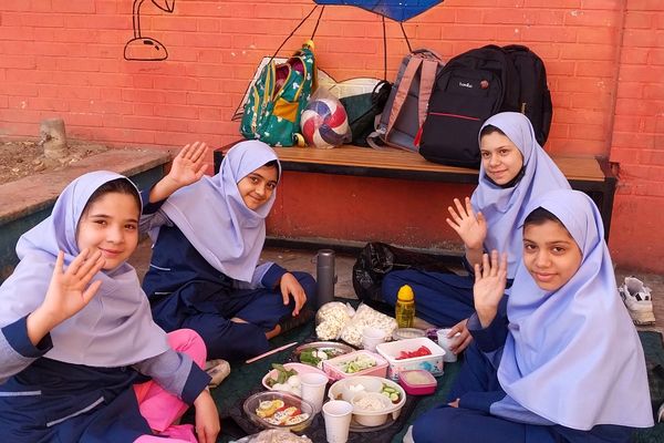 صبحانه سالم و روز تخم مرغ در دبستان شهید مجید مجیدی ناحیه دو شهرری 