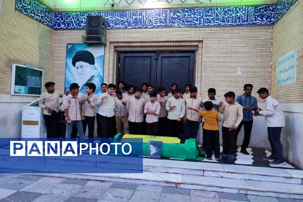 حرکت خودجوش نوجوانان بوموسی به‌مناسبت تشییع و خاکسپاری نمادین شهید نصرالله