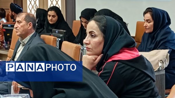 استاندار و مسئولان گوش شنوایی «سمن‌ها» شدند