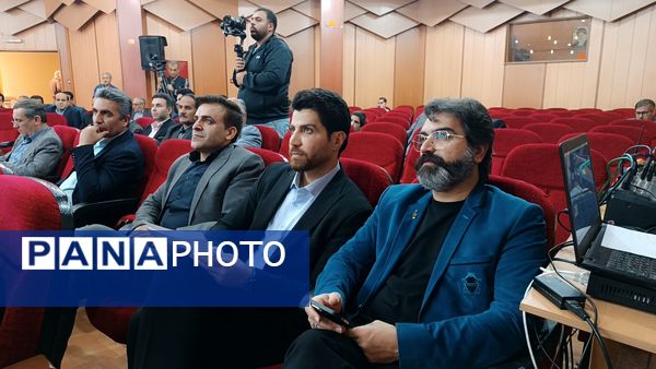 رونمایی سراسری «روایت قهرمان» در آیین گرامیداشت هفته کتاب یاسوج