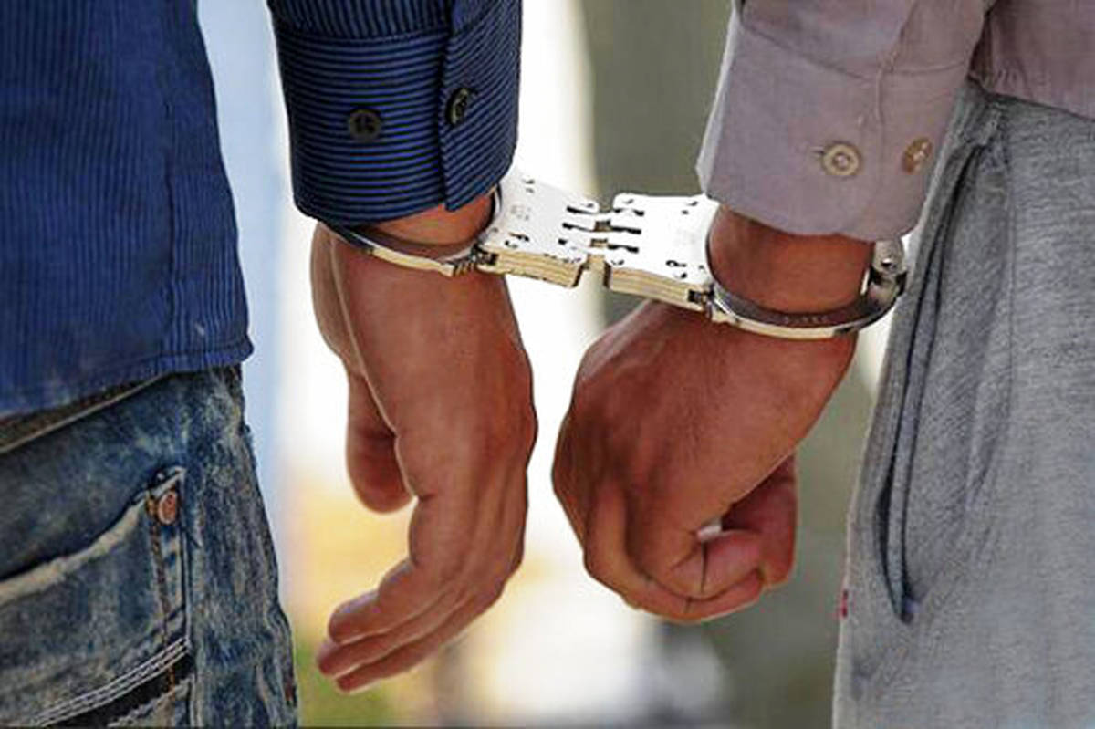 دستگیری ۵ نفر از عناصر خائن و وطنفروش در لرستان