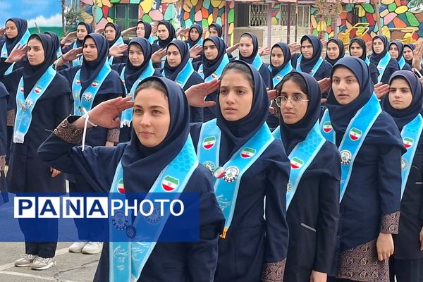 جلوه‌هایی از سرود همگانی مدرسه نمونه‌دولتی تمام ساحتی ارشاد قرچک