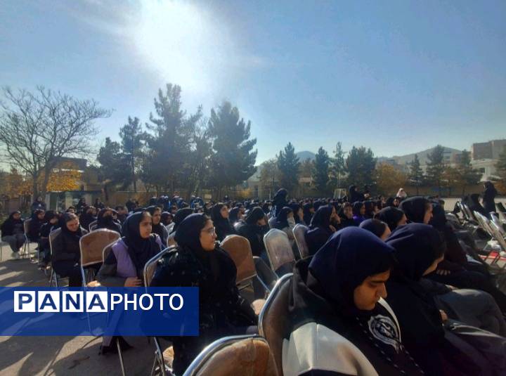 یاریگران زندگی راهی برای رفع مشکلات آسیب های اجتماعی دانش آموزان 