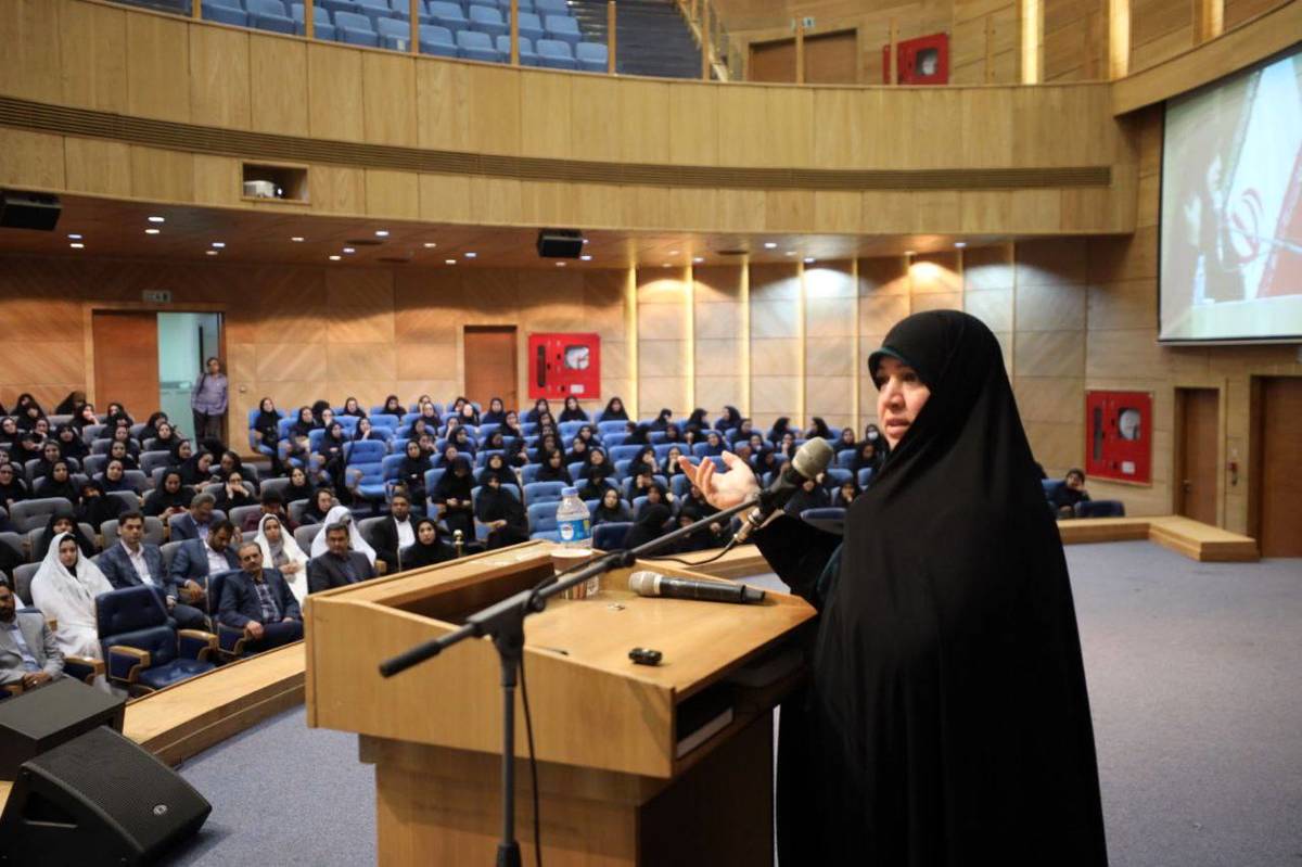 خدمات سرانهمحور، مسیری عملیاتی برای حمایت از خانوادههای پرجمعیت در مشهد