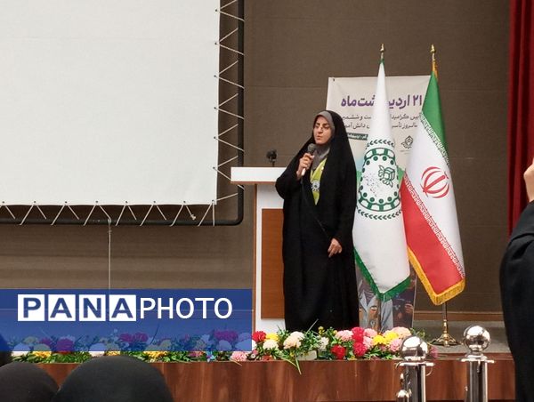 همایش مربیان و دانش‌آموزان تشکیلات پیشتازان در قم