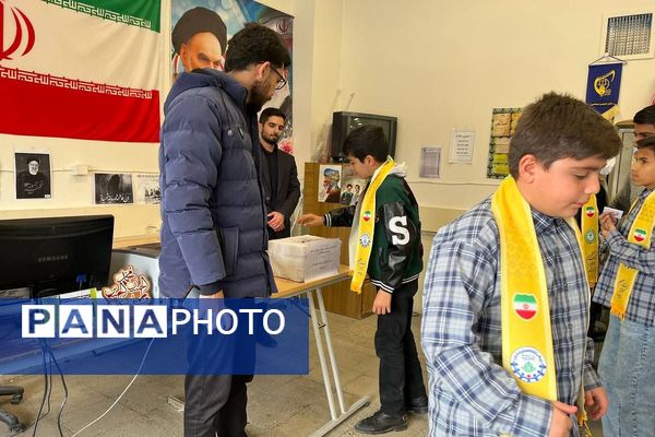 انتخابات هیئت رئیسه مجمع دانش‌آموزی پیشتازان در فیروزکوه