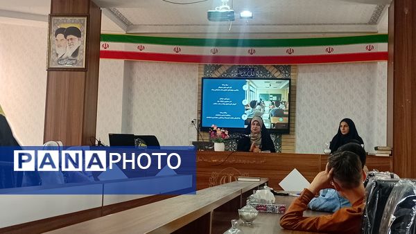 جلسه‌ سفیران رسانه منطقه سامان 