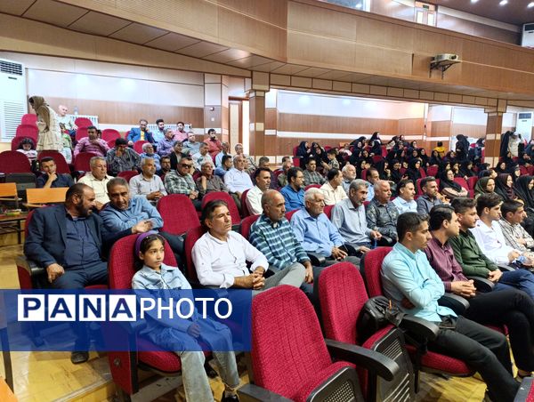 مراسم تجلیل از معلمان شهرستان فراشبند