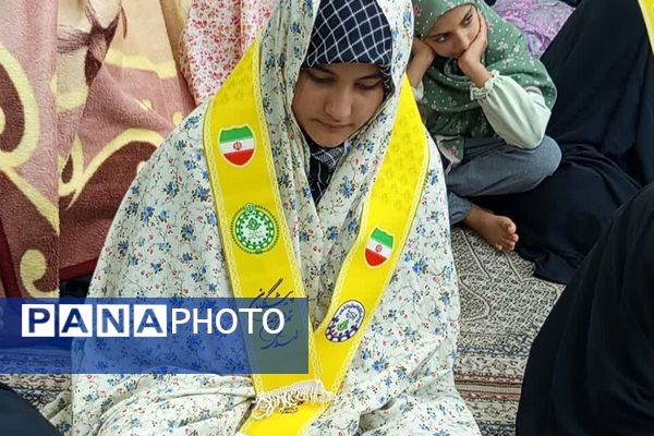 اعتکاف دانش‌آموزی رباط‌کریم با پرچم‌گردانی حضرت ابوالفضل(ع)