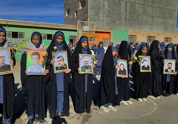 تشییع شهید گمنام در مدرسه فرزانگان شهرستان کمیجان