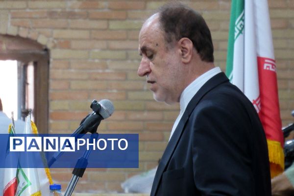 مراسم چهلمین روز شهادت شهدای اقتدار با حضور گسترده مردم کردستان در سنندج 