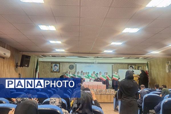 نشست صمیمی رئیس آموزش‌وپرورش قدس با انجمن‌های مدارس