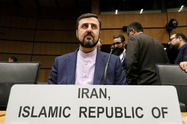 نشست غریب‌آبادی با گروه دوستان منشور ملل متحد