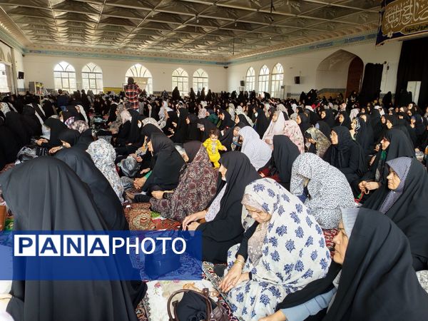  نماز عبادی سیاسی جمعه در شهرستان کاشمر 