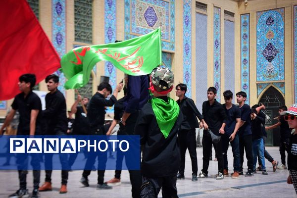 زابل در ماتم حسین؛ گلزار شهدا شهرستان زابل میزبان اشک و شور عزاداران حسینی