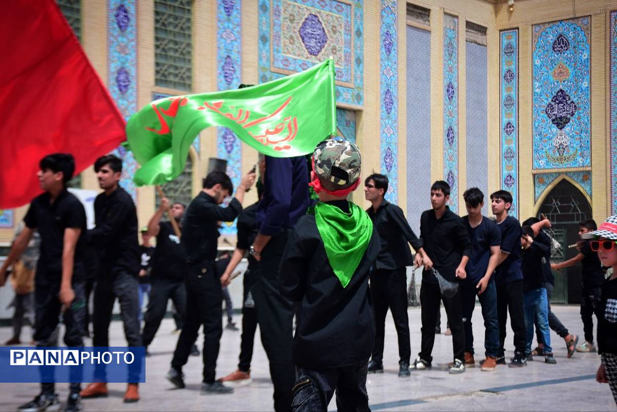 زابل در ماتم حسین؛ گلزار شهدا شهرستان زابل میزبان اشک و شور عزاداران حسینی