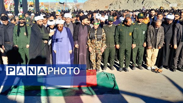 تشییع و تدفین شهید گمنام در شهر غلامان 