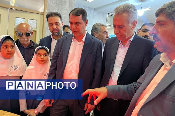 نمایشگاه تکنولوژی آموزشی در شهرستان آباده