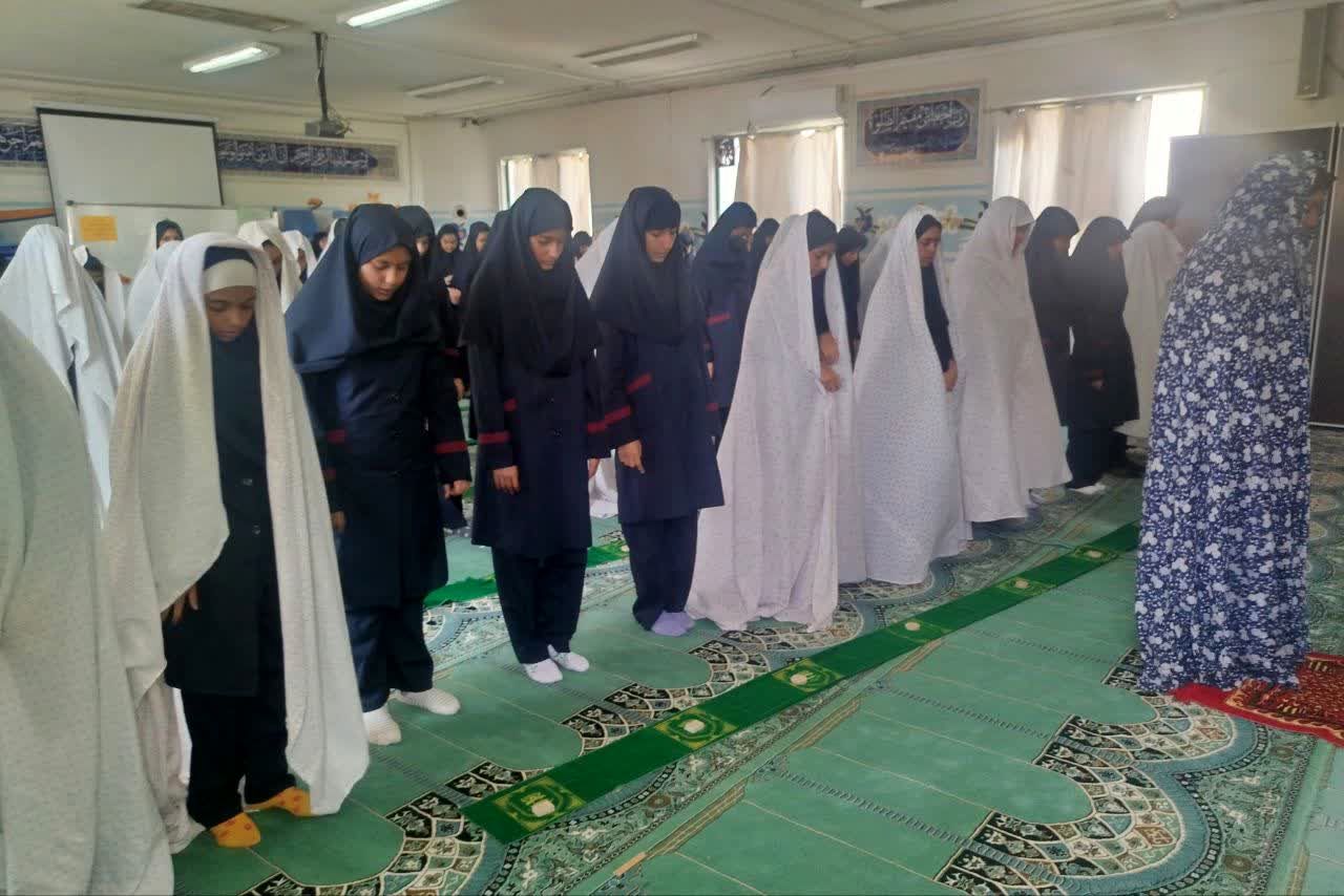 نماز در آموزشگاه فرشتگان، کلید خوش شانسی روزانه