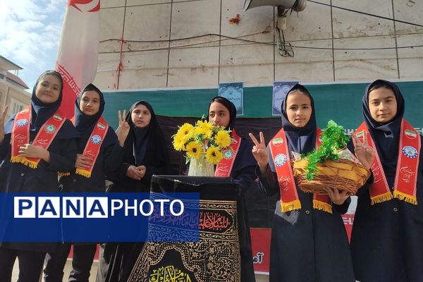 شور وشوق دانش‌آموزان در برنامه صبحگاهی مدرسه مریم بهارستان دو