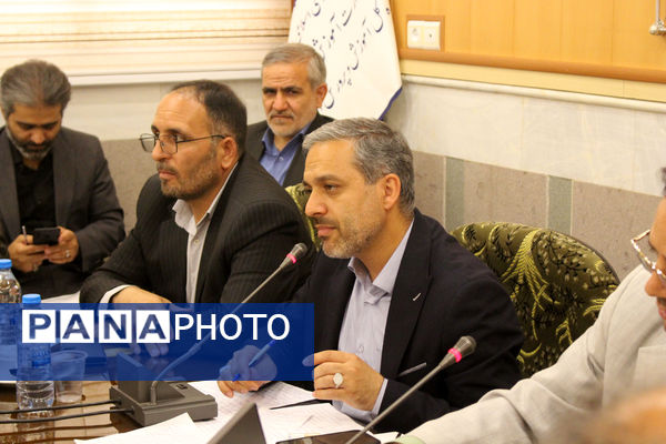 نشست خبری سرپرست اداره‌کل آموزش و پرورش قم به‌مناسبت روز معلم