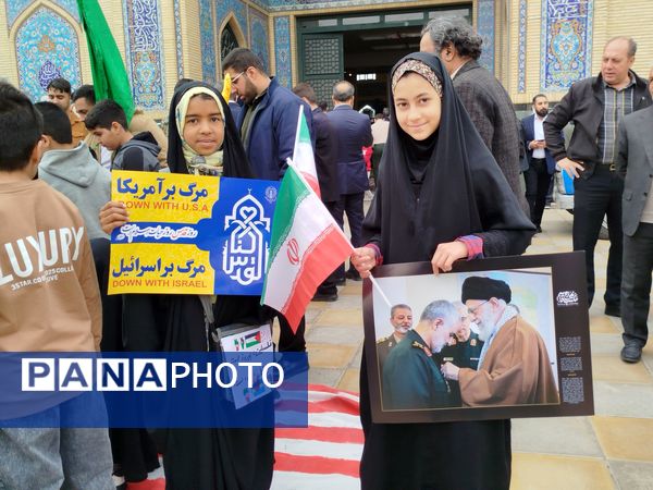 مردم ملارد در حمایت از آرمان‌های فلسطین به خیابان‌ها آمدند 