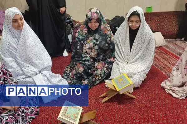 جلوه بندگی در محراب نوجوانی؛ اعتکاف دختران در مسجد حضرت محمد(ص)