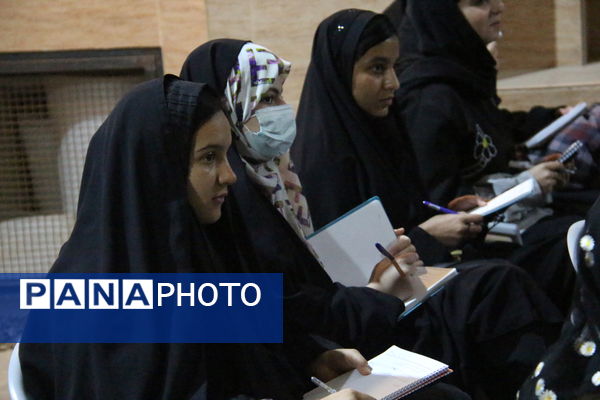 کارگاه آموزشی خبرنگاری ویژه دانش‌آموز خبرنگاران پانا در یزد