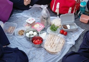 جشن روز جهانی غذای‌سالم و تخم‌مرغ در دبیرستان سیدجواد جوادی ناحیه 1 کرج 