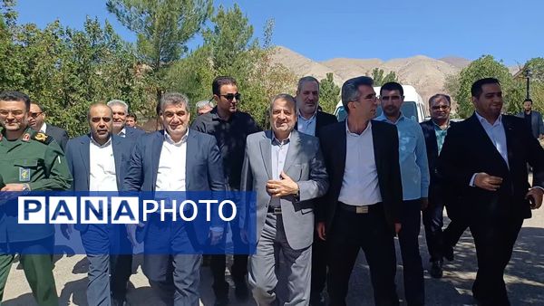ششمین اجلاس سراسری نماز دانش‌آموزان در سمنان