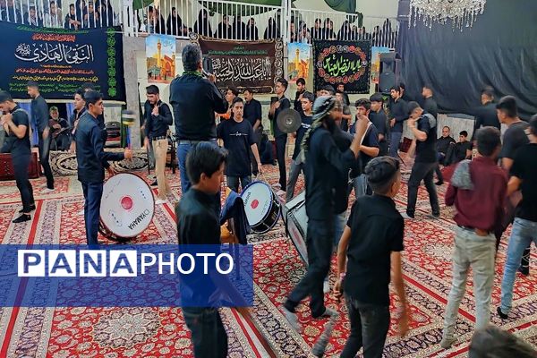 مراسم عزاداری امام حسین(ع) در شهر بار 