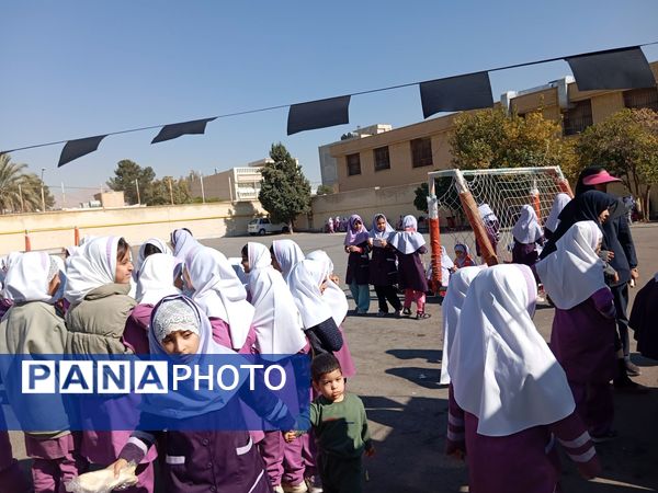 دبستان شهید کشاورز در سوگ فاطمیه