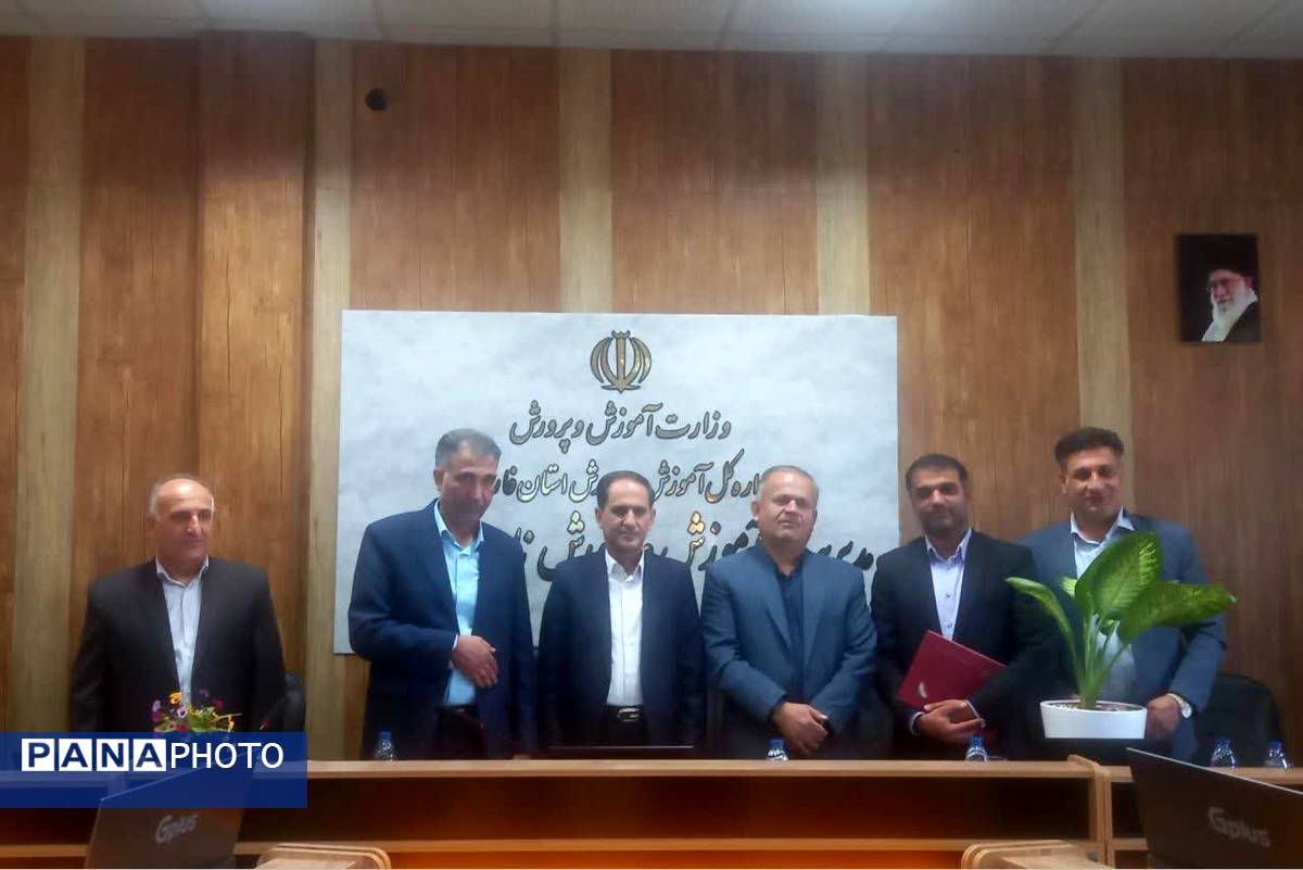 مراسم تودیع و معارفه معاونان ناحیه 4 شیراز