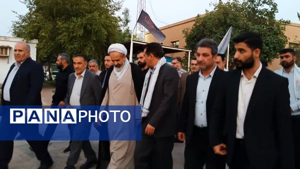 اعزام کارکنان صنعت نفت جنوب برای حضور در مراسم ارتحال امام (ره)