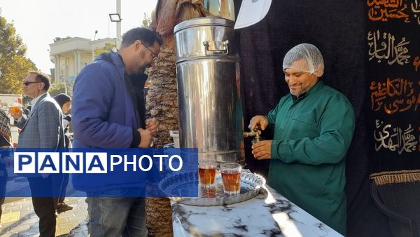 برپایی چایخانه جوانان مهدوی نیشابور در دهه اول فاطمیه 