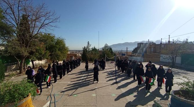 شور وشوق دانش آموزان از بازگشایی مدارس 