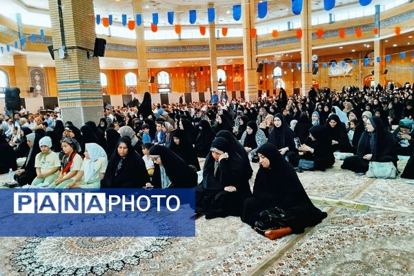 برگزاری دعای روح بخش عرفه در شهرستان ایلام 